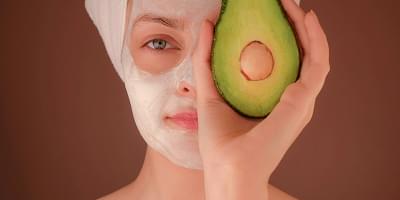 Comprendre la perte de cheveux : types, déclencheurs et comment les produits botaniques aident Comprendre la perte de cheveux : types, déclencheurs et comment les produits botaniques aident